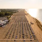 Bright With Terrace And Ocean View Lejlighed Bibione