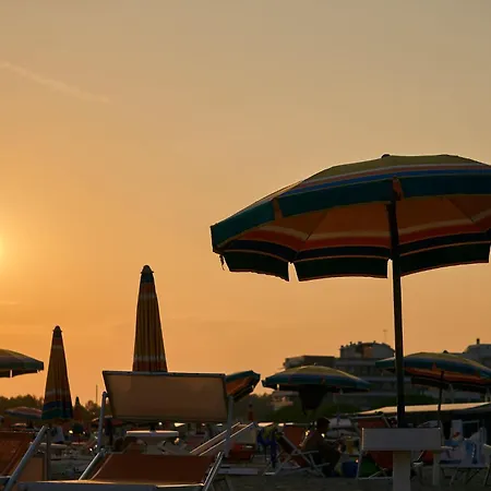 Bright Stay With Terrace And Ocean View * Bibione