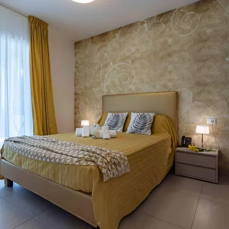 Bright With Terrace And Ocean View *