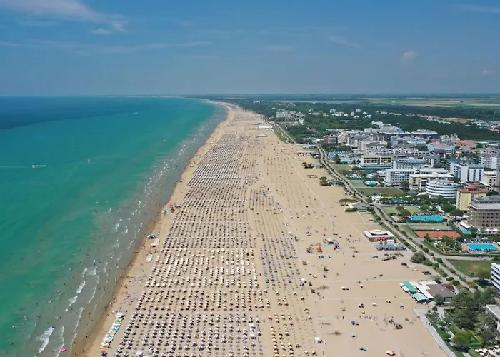 Bright With Terrace And Ocean View Bibione
